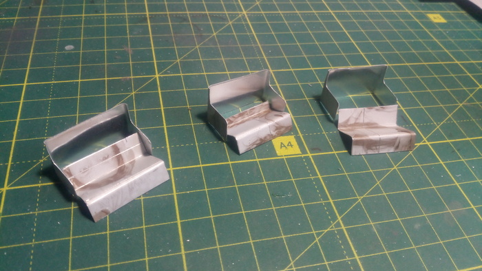 Детали сиденья перед сборкой