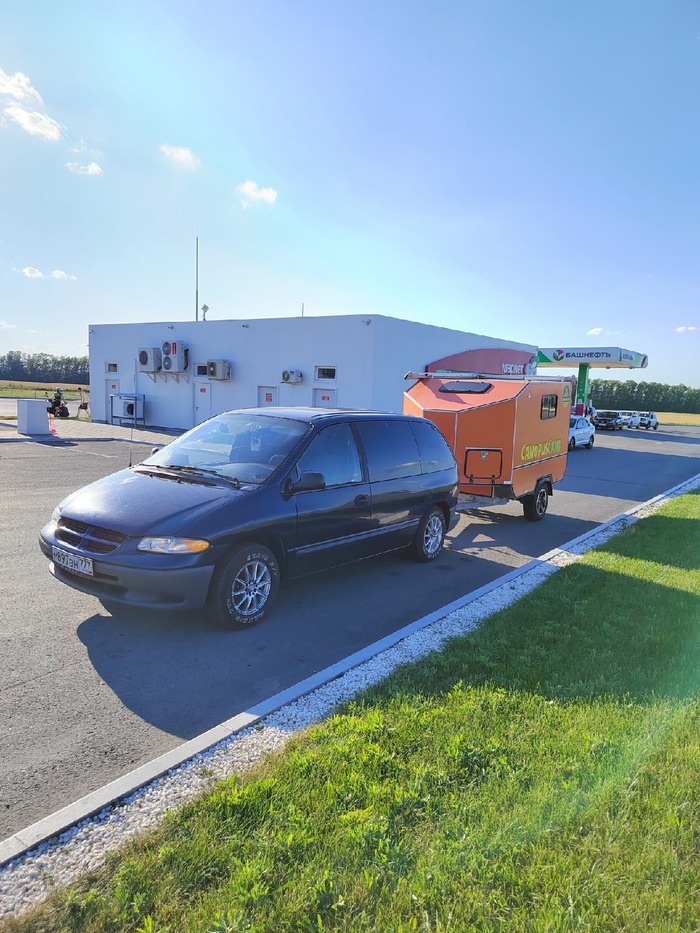 Проехали так более 9000 километров