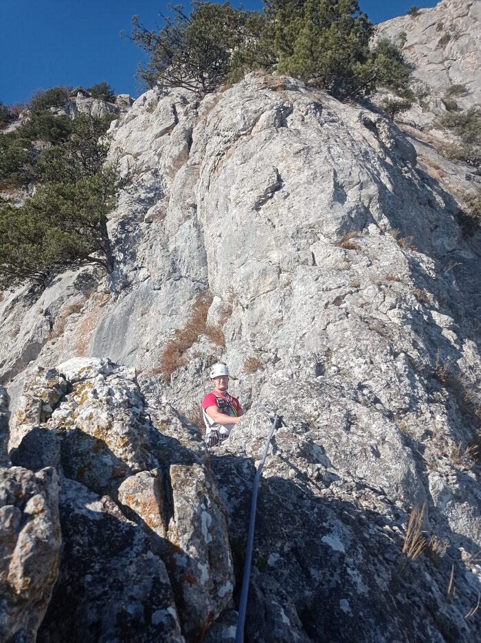 Станция R1 на отколе и старом крюке