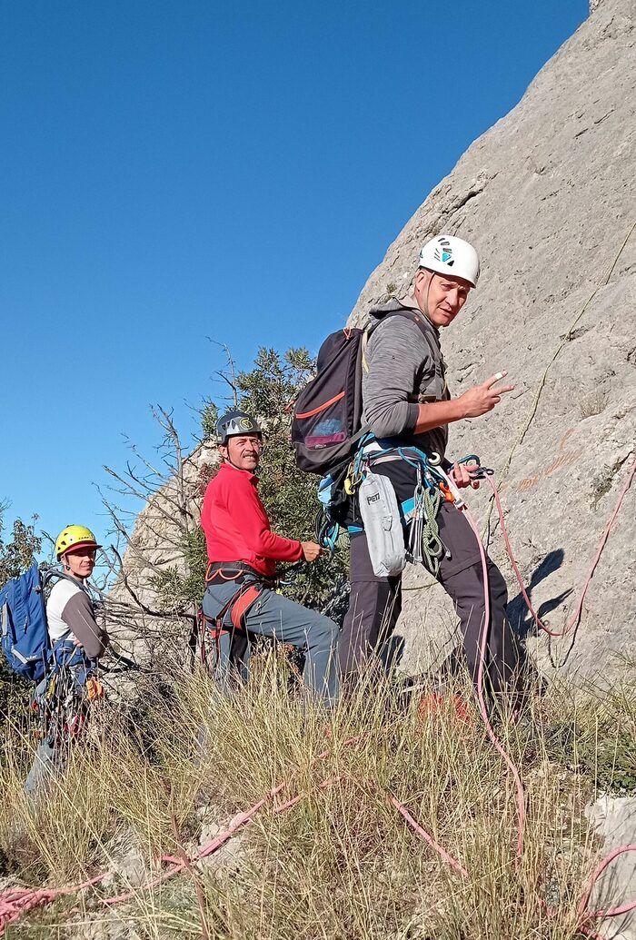 Начало маршрута "Юбилейный", станция R0