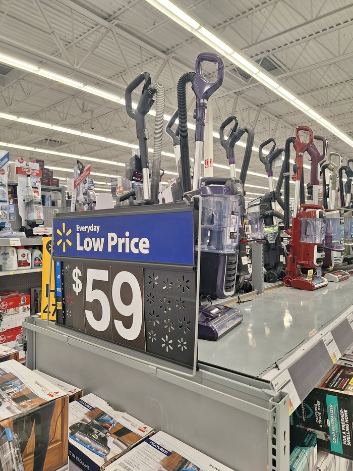 Гипермаркет Walmart в маленьком городе США США, Американцы, Супермаркет, Walmart, Покупка, Шопинг, Жизнь за границей, Эмиграция, Иммиграция, Мигранты, Путешествия, Длиннопост Гипермаркет Walmart в маленьком городе США США, Американцы, Супермаркет, Walmart, Покупка, Шопинг, Жизнь за границей, Эмиграция, Иммиграция, Мигранты, Путешествия, Длиннопост