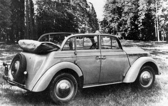 «Москвич-400‑420А» выпускали серийно.