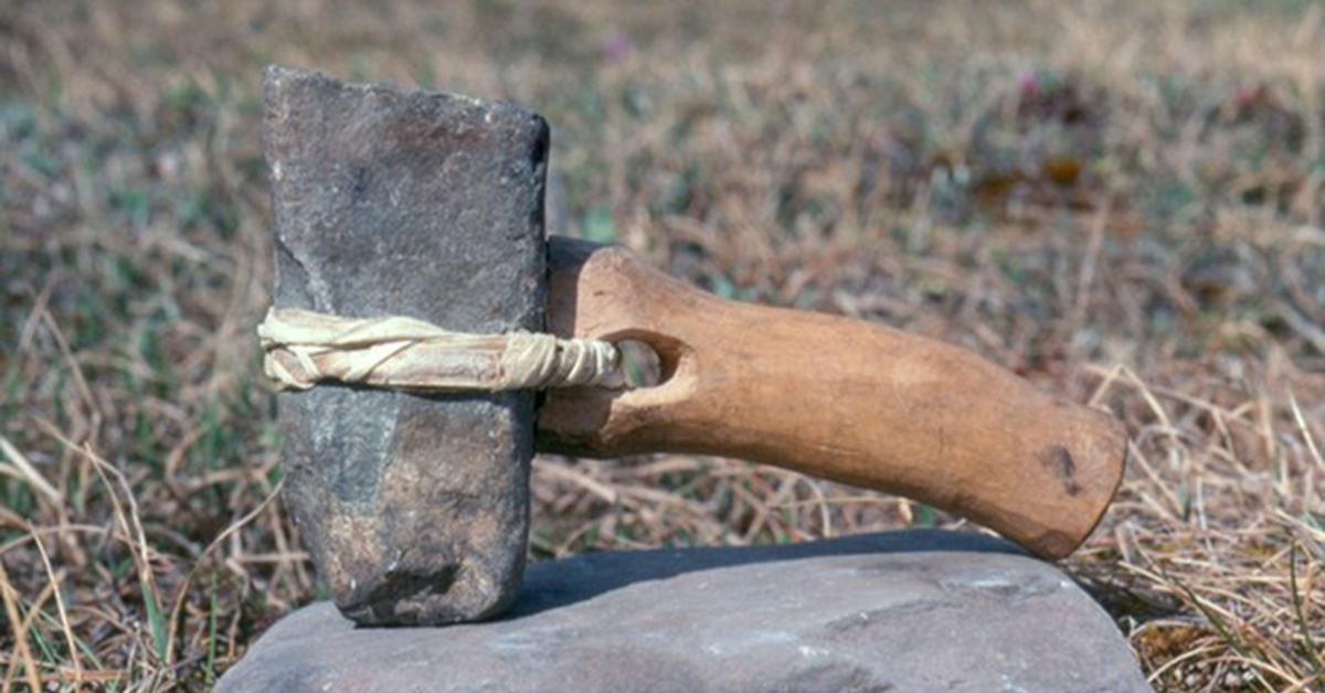 Stone tool. Stone Hammer LARP. Hammerstone Stone age. "Молоток на камень веры".