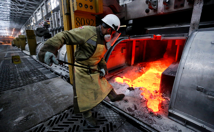 ���� Bloomberg