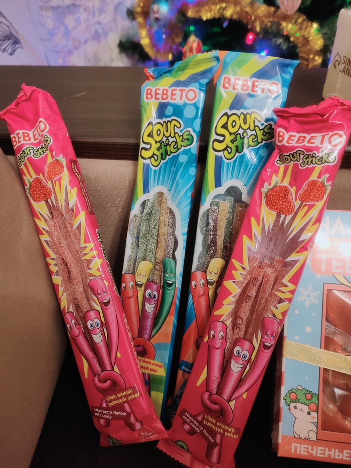 Желейные палочки с разными вкусами. Дети оценили.