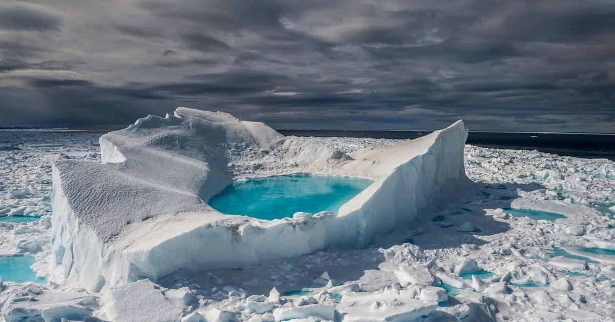 Ice trade by. Ледяной Покров Северного Ледовитого океана. Таяние ледников в Арктике. Мерзлота Ледовитый океан. Таяние льдов Арктики Арктики.