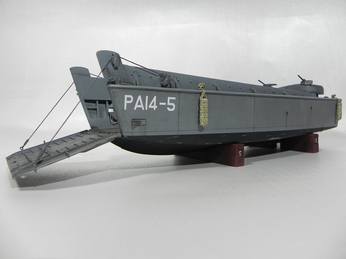 Landing craft, vehicle, personnel (LCVP). Italeri, 1/35 ,  ,  , , 