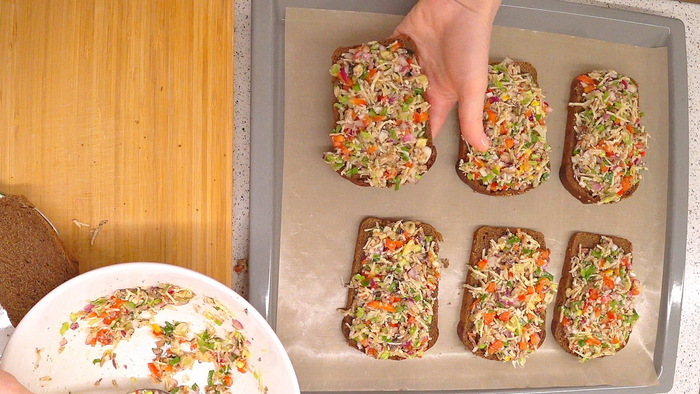 ������� ����������� �� 180 ��������. ������� ����������� �� ����, � ���� � �������� ����������� �� ���������.