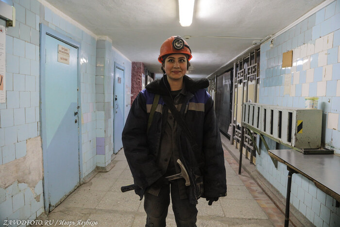 Из серии «Именно они делают Россию великой» / снято мной на ООО «Ловозерский ГОК»