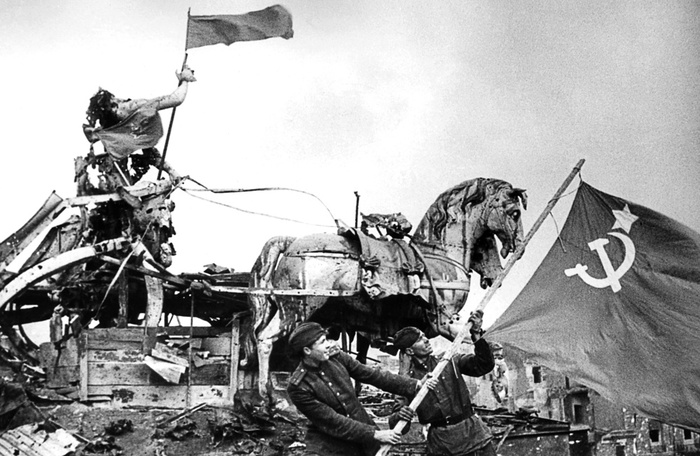 ����� ������ ��������� �� ������ ��������. ������, 1945 ���