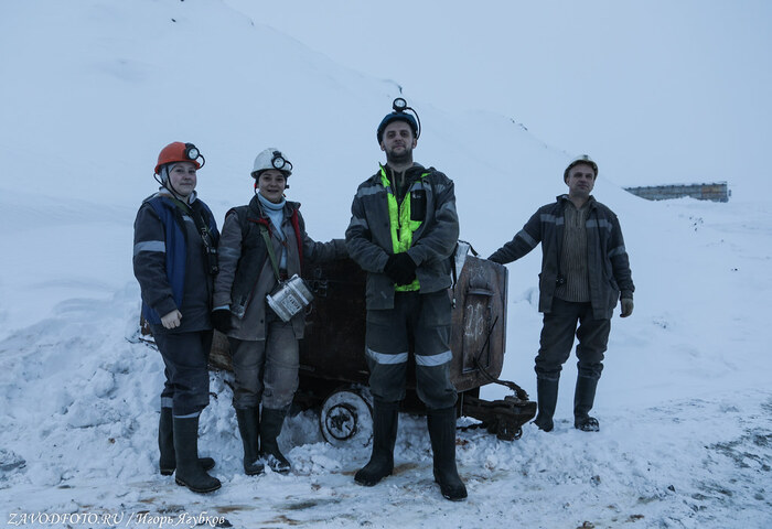 Из серии «Именно они делают Россию великой» / снято мной на ООО «Ловозерский ГОК»