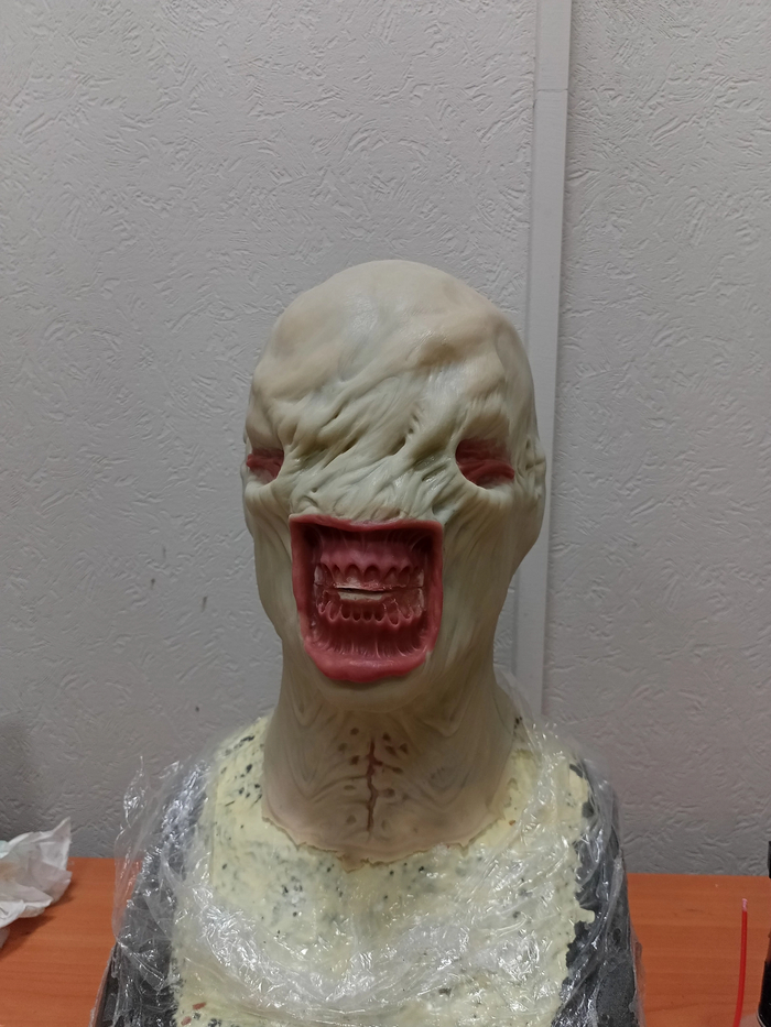 Силиконовая маска