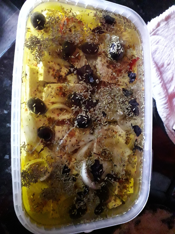 Маринованная брынза