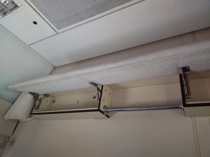 А вот сюда ничего не помещается