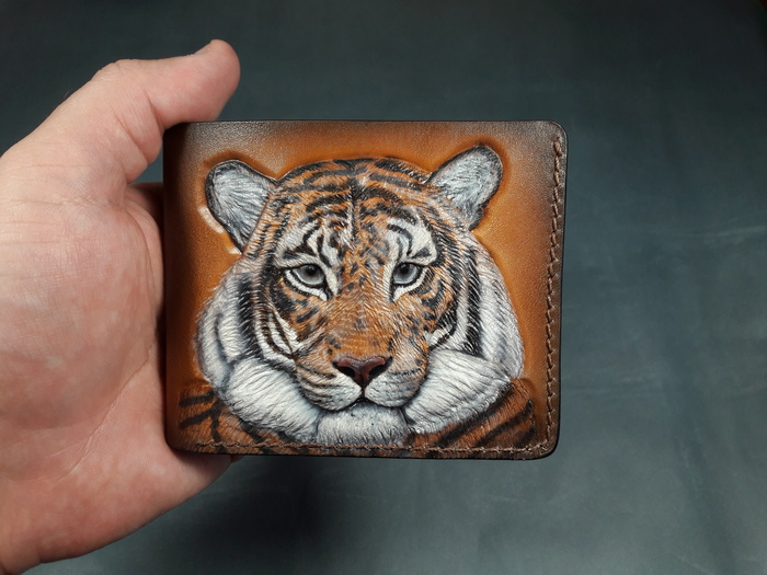 Брутальность так и прёт, да..?))