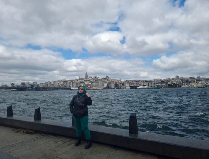 А да. К нему ж еще и сумка <a href="https://pikabu.ru/story/kostyum_iz_futera_s_yeffektom_velyur_na_zakaz_10992156?u=https%3A%2F%2Fpikabu.ru%2Fstory%2Fsumka_bolshaya_ska_sumka_iz_trikotazha_moimi_rukami_10992134%3Futm_source%3Dlinkshare%26utm_medium%3Dsharing&t=%D0%A1%D1%83%D0%BC%D0%BA%D0%B0.%20%D0%91%D0%BE%D0%BB%D1%8C%D1%88%D0%B0%D1%8F%20%D1%81%23%D0%BA%D0%B0%20%D1%81%D1%83%D0%BC%D0%BA%D0%B0.%20%D0%98%D0%B7%20%D1%82%D1%80%D0%B8%D0%BA%D0%BE%D1%82%D0%B0%D0%B6%D0%B0%20%D0%BC%D0%BE%D0%B8%D0%BC%D0%B8%20%D1%80%D1%83%D0%BA%D0%B0%D0%BC%D0%B8&h=94ddd9299f13e376644f48549c8caacb4d42c2d2" title="https://pikabu.ru/story/sumka_bolshaya_ska_sumka_iz_trikotazha_moimi_rukami_10992134?utm_source=link..." target="_blank">Сумка. Большая с#ка сумка. Из трикотажа моими руками</a>