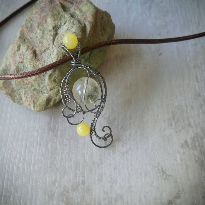 Кулон с цитрином и кальцитом