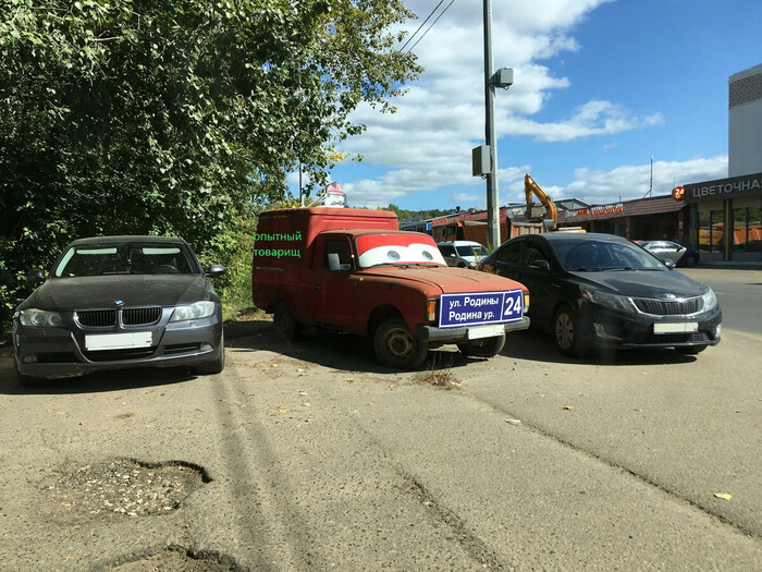 С таким душевным указателем потенциальный клиент точно не заблудится !