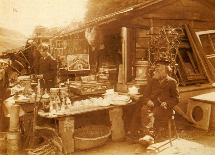 Лавка старьевщика на Балчуге