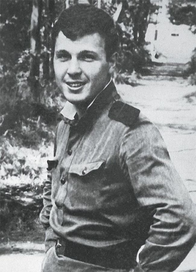 Лев Лещенко