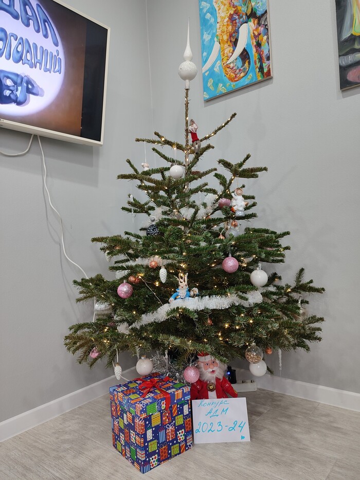 15) <a href="https://pikabu.ru/story/prodolzhenie_posta_golosovanie_konkurs_yolok_na_adm_11000367?u=https%3A%2F%2Fpikabu.ru%2Fstory%2Fyolochka_dlya_konkursa_adm_2324_10969479&t=Evgenia.K&h=a400f08c734d18f77c046b9eb947e6f4ebbc6cb4" title="https://pikabu.ru/story/yolochka_dlya_konkursa_adm_2324_10969479" target="_blank" >Evgenia.K</a>