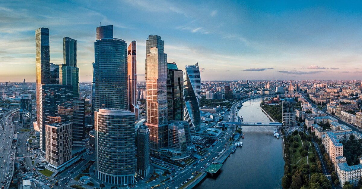 Столица по другому. Набережная Тараса Шевченко Москва. Москоу Сити. Москва Сити 1992.