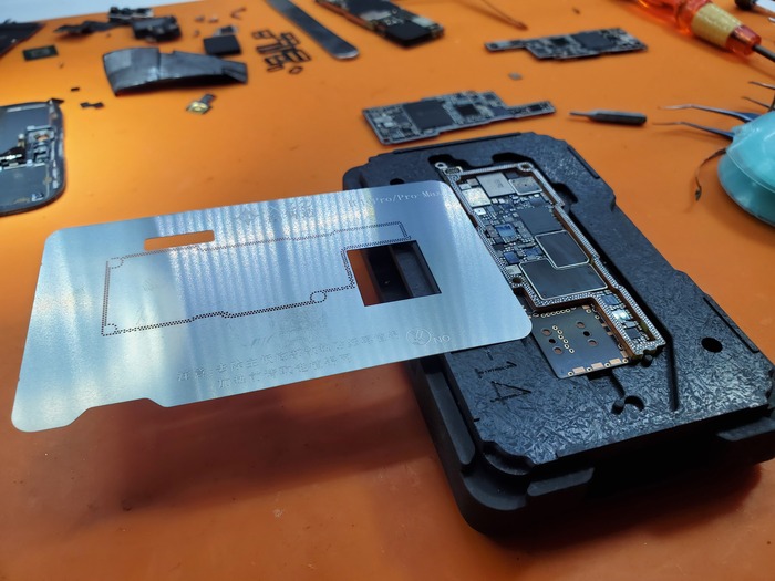 Не дожил до 2 января или не суй яблоко в сомнительные места! Iphone 14 Pro Москва, Таганка, Apple, Iphone 14, Ремонт техники, Зарядка, Пайка, Bga, Дорого, Длиннопост