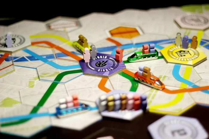 Maglev Metro (   <!--noindex--><a href="https://pikabu.ru/story/novyiy_nastolnyiy_god_11025098?u=http%3A%2F%2Fboardgamegeek.com&t=boardgamegeek.com&h=9d63b2cdc996790a2ec86c4155af2e2ef2a3d62a" title="http://boardgamegeek.com" target="_blank" rel="nofollow noopener">boardgamegeek.com</a><!--/noindex-->)