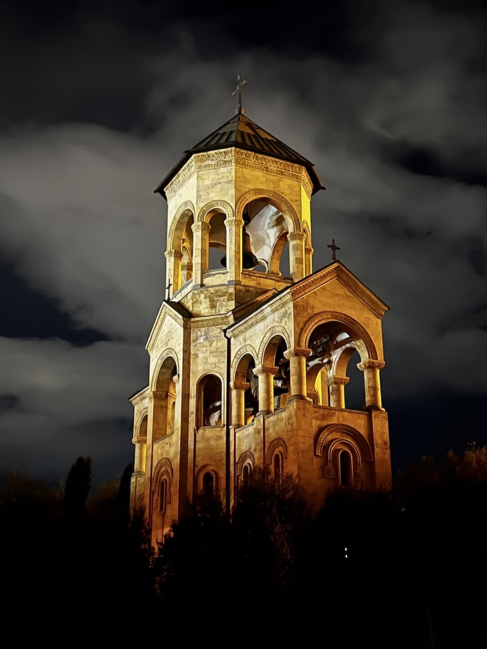 Цминда Самеба