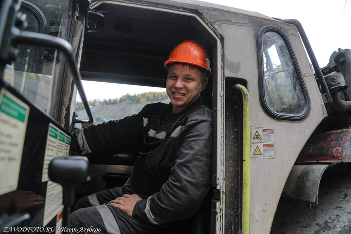 Из серии «Именно они делают Россию великой» / снято мной на Руднике «Молодежный» (ПАО «Русолово») в Хабаровском крае