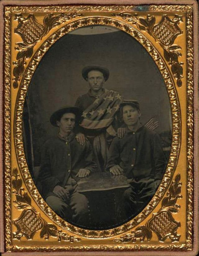 Неопознанные солдаты гражданской войны