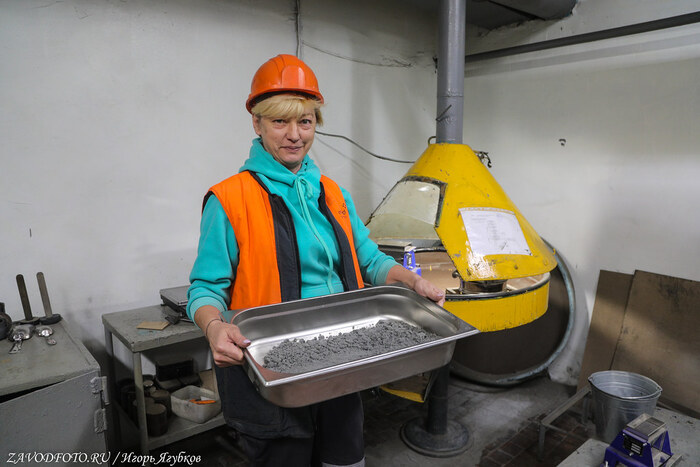 Из серии «Именно они делают Россию великой» / снято мной на Обогатительной фабрике «Солнечная» (ПАО «Русолово») в Хабаровском крае