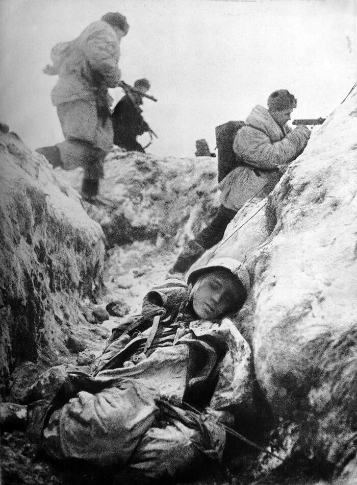 ��������� ������� � ����� ��� ����������� �� ����� ������ ������� �������. ������ 1943 ����. ���� ��������� ����������