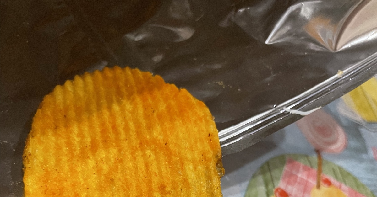 Сюрприз в чипсах Lays | Пикабу