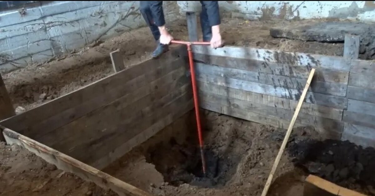 Как лучше решить вопрос с водой. Скважина в доме или вне дома? У кого ...