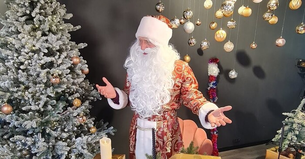 Санта-клаус. Дед мороз. Реклама с дедом морозом 2023. Деревня деда мороза. Резиденция деда мороза устюг.