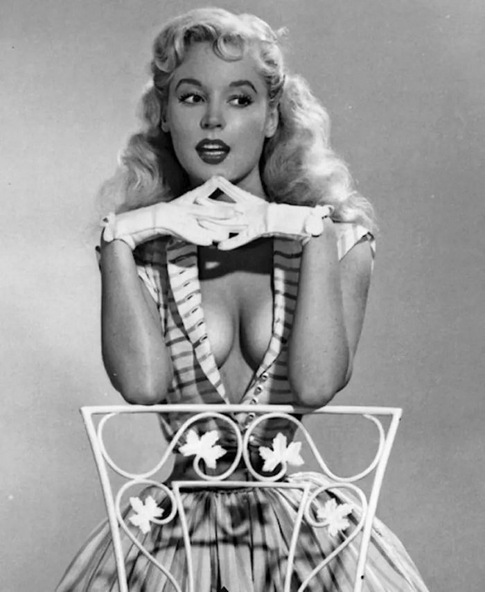 Мила и прекрасна: легенда своего времени