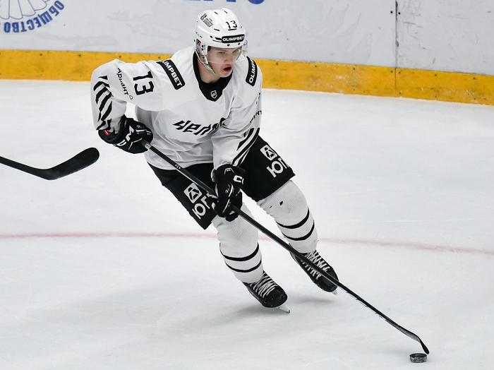 ВХЛ 23/24. Кирилл Кадышев: «Нам по силам обыграть лидеров»