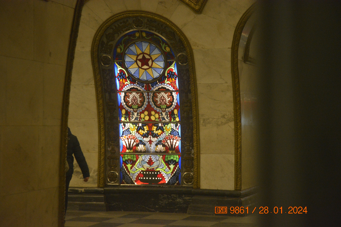 «Новослободская» Кольцевой коричневой линии