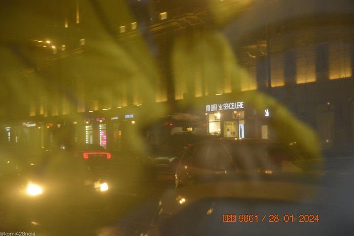 Это не про подсветку, а про фото на память с этим номером маршрута: на днях планируют изменить трассу и номер, тем самым убив историю бывшего 14-го троллейбуса как факт. Провожал закрытие троллейбусного движения в Москве, до сих пор не принял это...