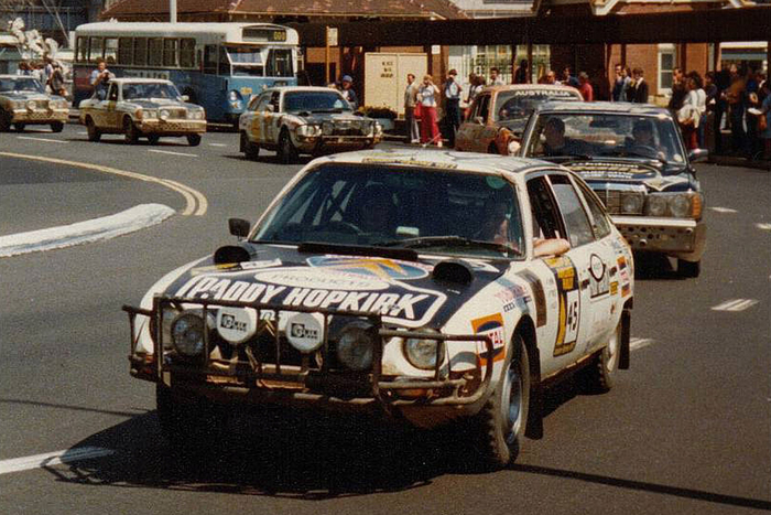 Пэдди Хопкирк (Citroen CX) должен был стать победителем ралли. Но не повезло…
