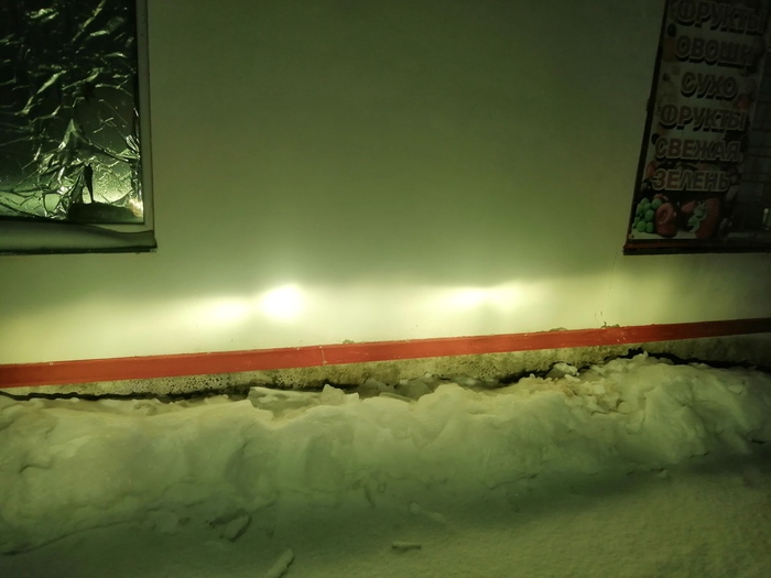 Это стоковые фары с галогеновыми лампами OSRAM All season