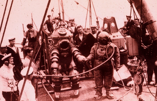 "",    ,         1935 .