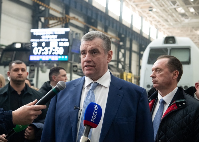 Слуцкий предложил оплачивать сверхурочную работу в двойном размере с первого часа