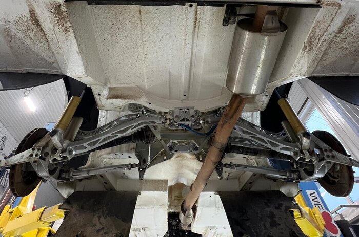 Подвеска Wisefab — вероятно, лучшее из имеющихся на рынке решений для заднеприводных раллийных машин. Первоначально её разрабатывали для замены штатной задней подвески на BMW третьей серии.