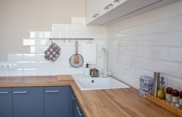 Для фартука на кухне тоже нужно знать точное количество материалов