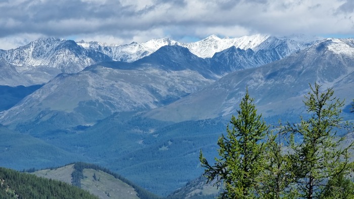Второй ходовой день, подъем на первый перевал.