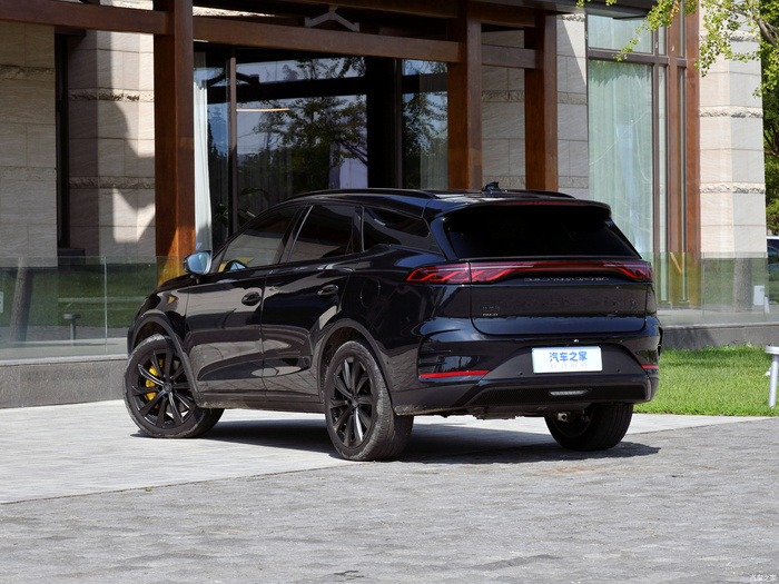 BYD Tang DM-i