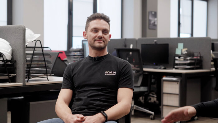 ����� ������� ����������� MAIN LINE