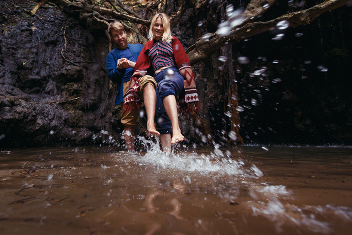 Да, вода летит прямо на меня, но искусство требует жертв